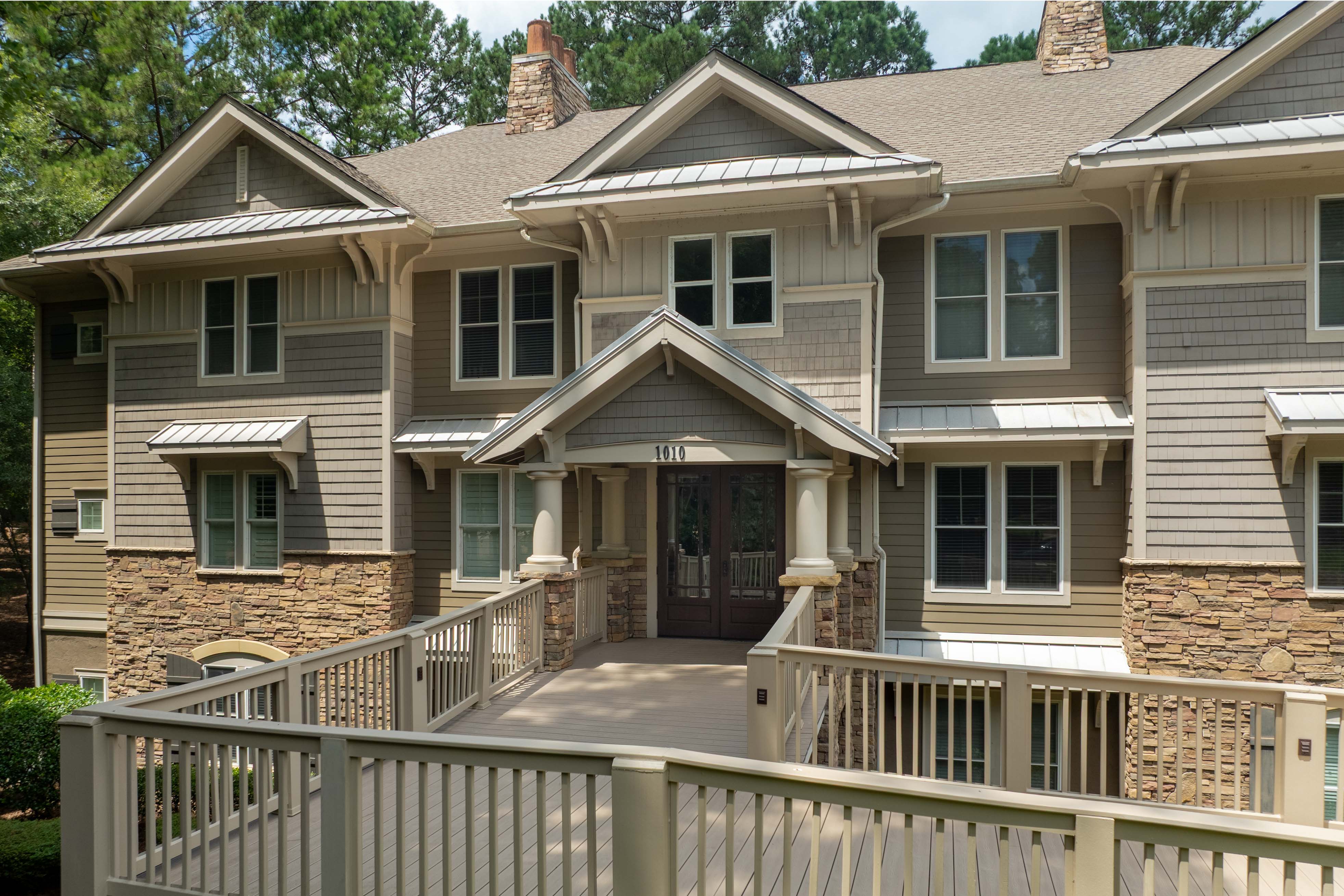 1010D Portage Trail image 1
